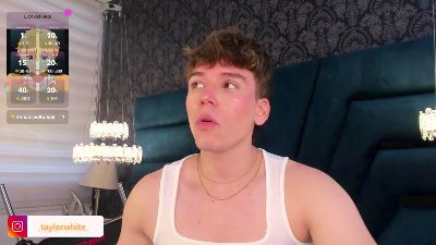 Tayler_White live cam on Cam4