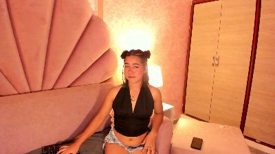 TaylorPaige live cam on Cam4
