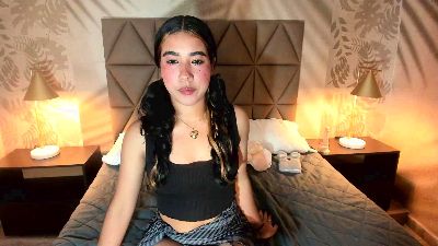 TaylorPaige live cam on Cam4