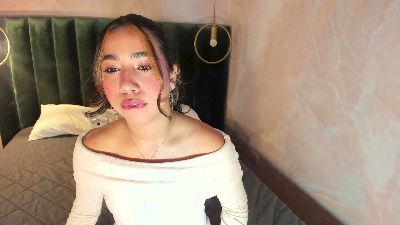TaylorPaige live cam on Cam4