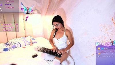 TaylorPaige live cam on Cam4
