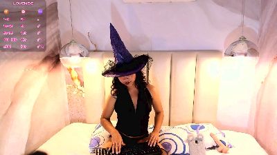 TaylorPaige live cam on Cam4