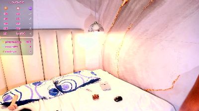 TaylorPaige live cam on Cam4