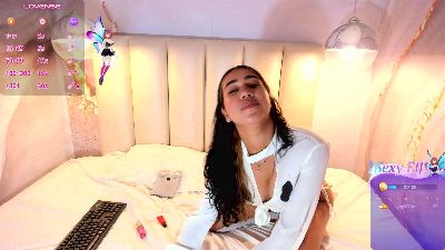 TaylorPaige live cam on Cam4