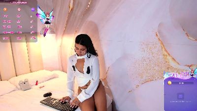 TaylorPaige live cam on Cam4