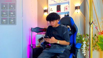 Taylor_Black_ live cam on Cam4