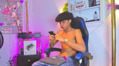 Taylor_Black_ live cam on Cam4