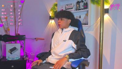 Taylor_Black_ live cam on Cam4