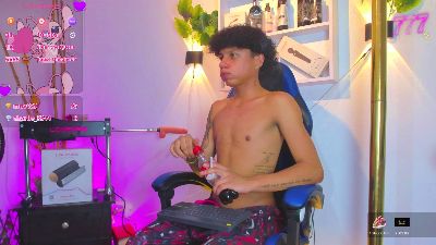 Taylor_Black_ live cam on Cam4