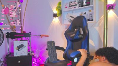 Taylor_Black_ live cam on Cam4