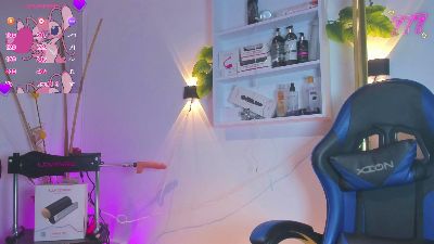 Taylor_Black_ live cam on Cam4