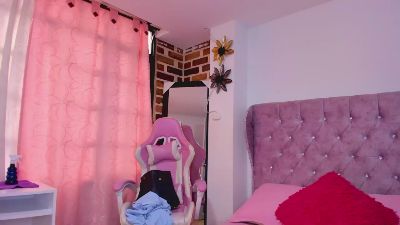 Taylor_Gil live cam on Cam4