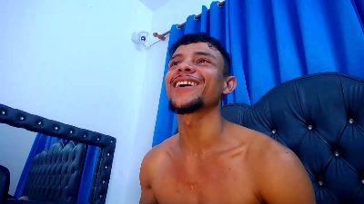 TayronColeman live cam on Cam4