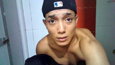 Tayson_1 live cam on Cam4
