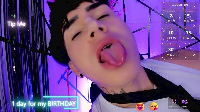 Tayson_Rivers live cam on Cam4