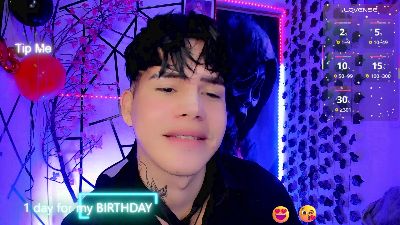 Tayson_Rivers live cam on Cam4