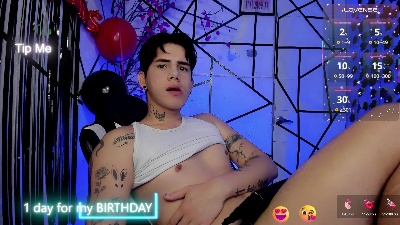 Tayson_Rivers live cam on Cam4