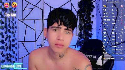 Tayson_Rivers live cam on Cam4