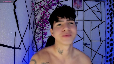 Tayson_Rivers live cam on Cam4