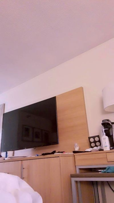 Tazzdaoboddie live cam on Cam4
