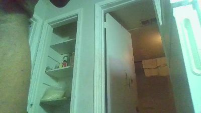 Tazzdaoboddie live cam on Cam4