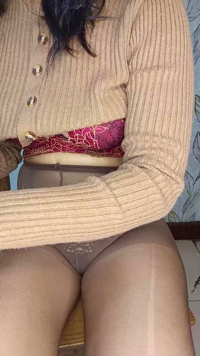Tchinia live cam on Cam4