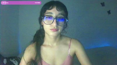 TeaFM live cam on Cam4