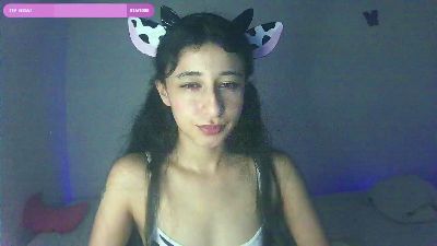 TeaFM live cam on Cam4