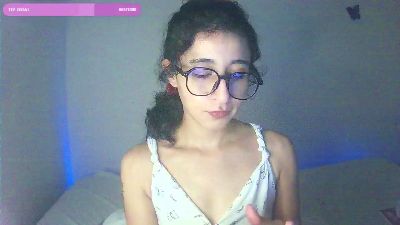 TeaFM live cam on Cam4