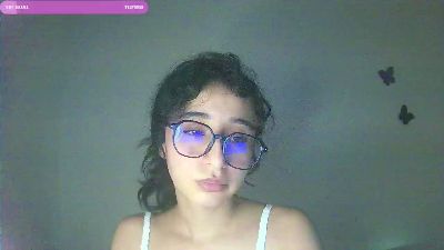 TeaFM live cam on Cam4