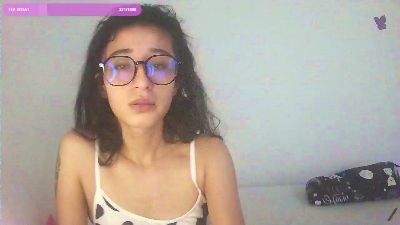 TeaFM live cam on Cam4
