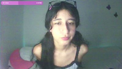 TeaFM live cam on Cam4
