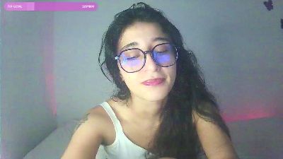 TeaFM live cam on Cam4