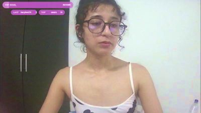 TeaFM live cam on Cam4