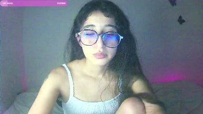 TeaFM live cam on Cam4