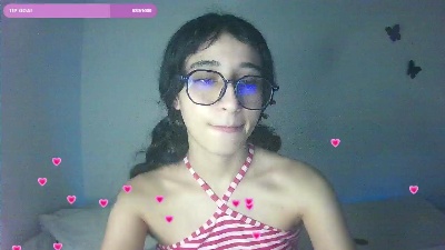 TeaFM live cam on Cam4