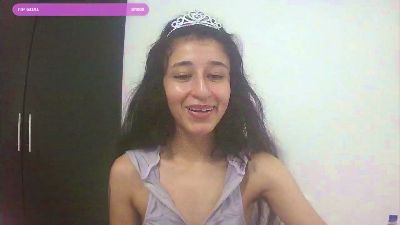 TeaFM live cam on Cam4