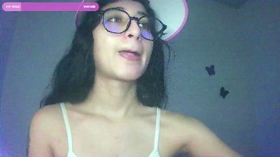 TeaFM live cam on Cam4