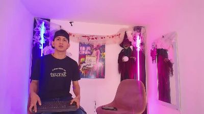 TeamBoyLatin2 live cam on Cam4