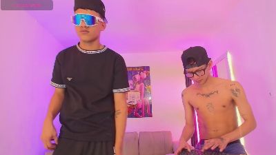 TeamBoyLatin2 live cam on Cam4