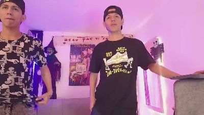 TeamBoyLatin2 live cam on Cam4