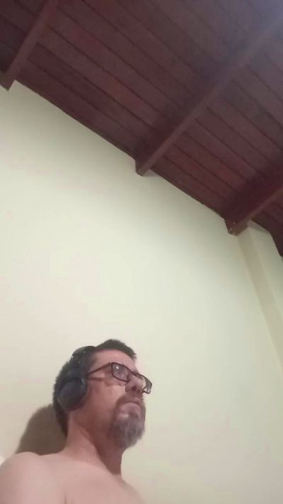 Tebas01 live cam on Cam4
