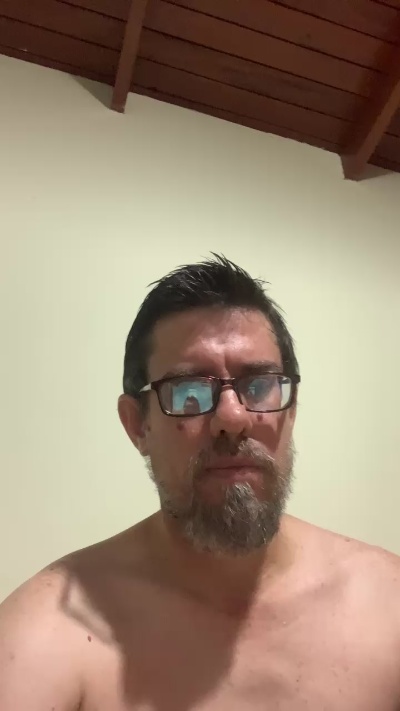 Tebas01 live cam on Cam4