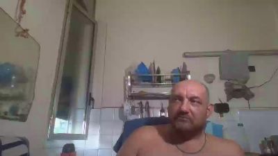 TecnicoBo live cam on Cam4