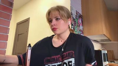 TeenaMarceau live cam on Cam4
