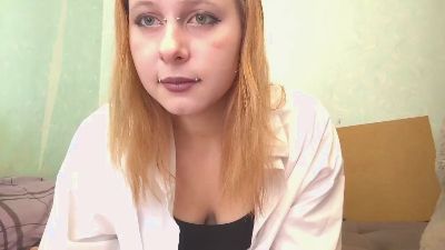 TeenaObholz live cam on Cam4