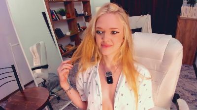 TeenaTompson live cam on Cam4