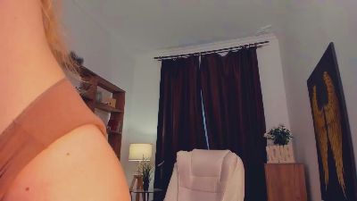 TeenaTompson live cam on Cam4
