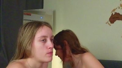 TeneshaBotton live cam on Cam4
