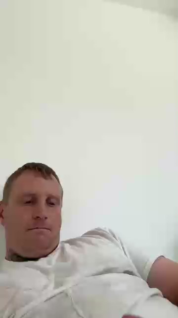 Tennessee97 live cam on Cam4